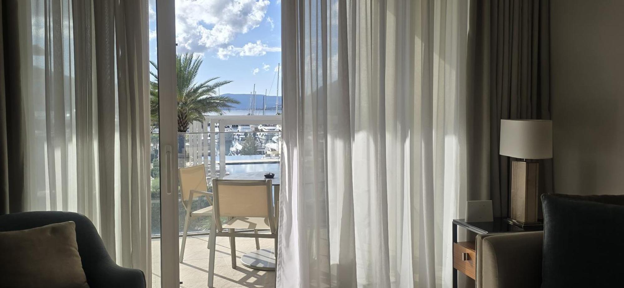 Porto Montenegro Luxurious Elena Тиват Экстерьер фото